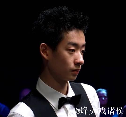 吴宜泽1-6不敌罗伯逊 止步斯诺克英锦赛16强 吴宜泽1-6不敌罗伯逊 止步斯诺克英锦赛16强